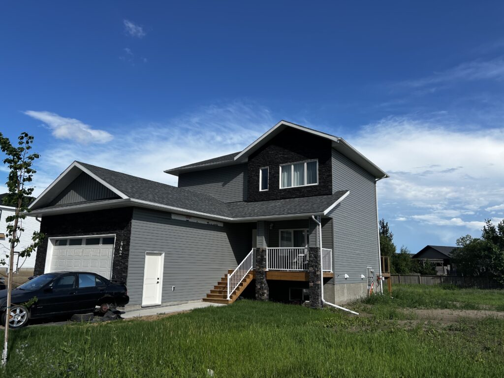 442 Kinloch Crescent by DXB Properties